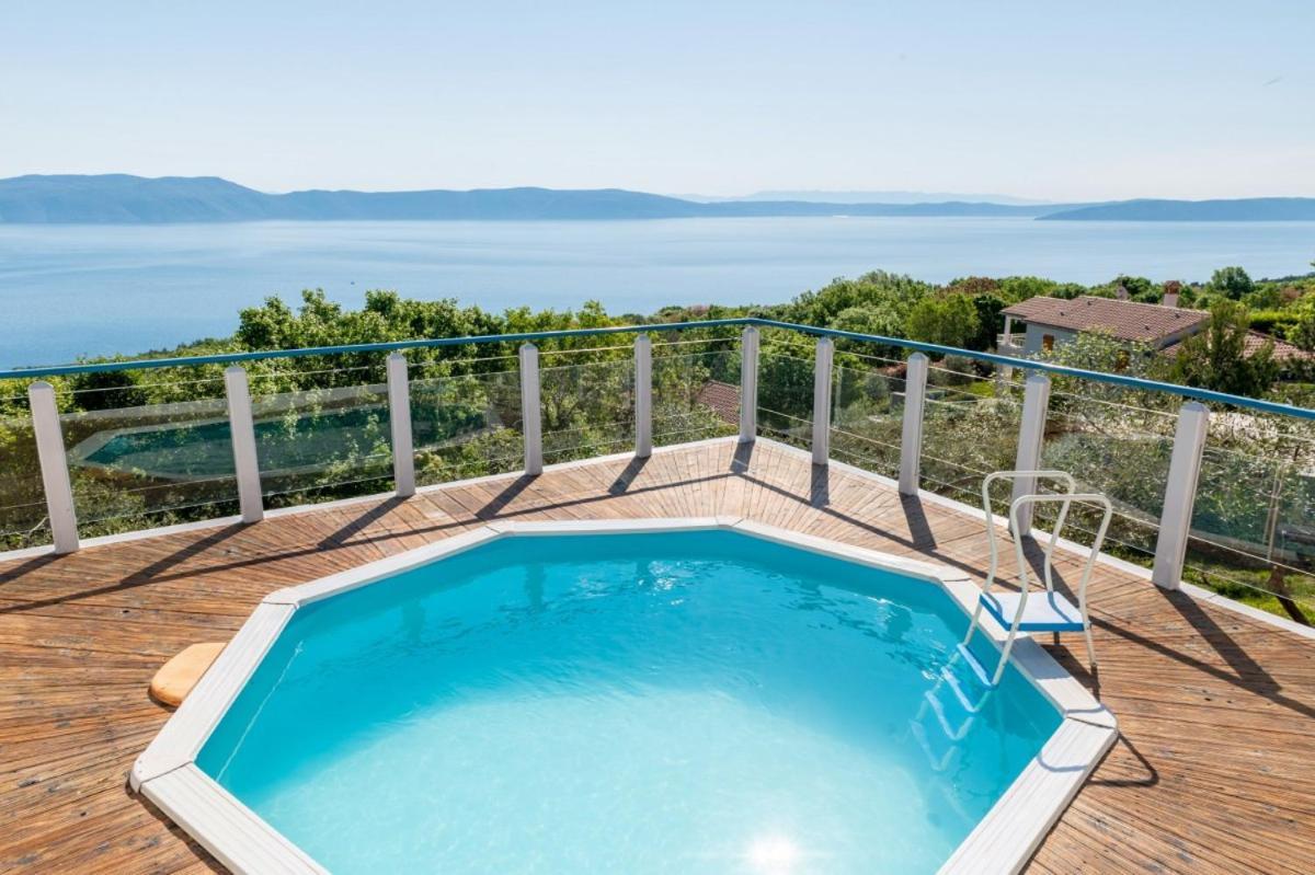 Crni In Crni - Haus Fuer 6 Personen Βίλα Labin  Εξωτερικό φωτογραφία