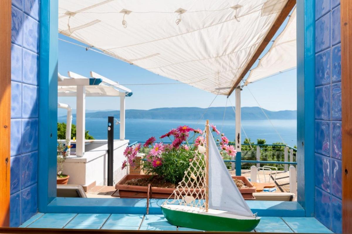 Crni In Crni - Haus Fuer 6 Personen Βίλα Labin  Εξωτερικό φωτογραφία